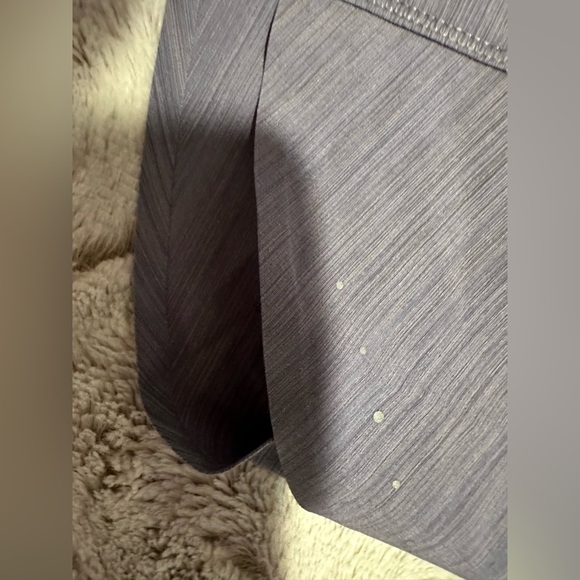 Athleta Run With It Textured 3.5" Shorts Size Small - Picture 12 of 16